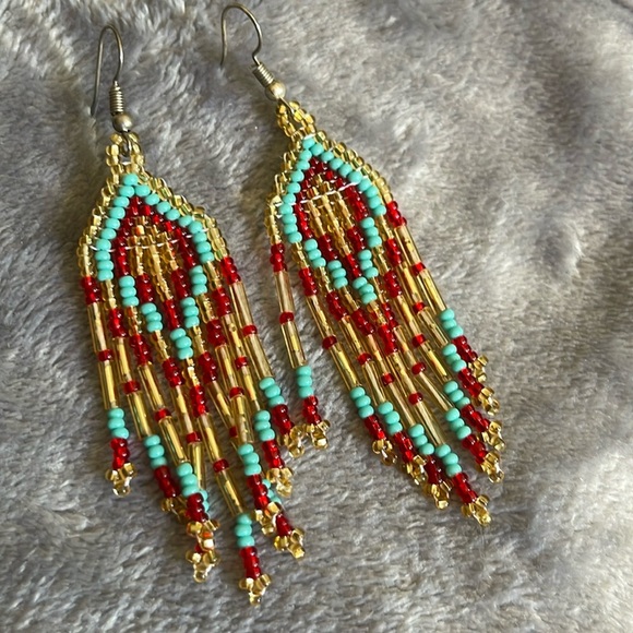 Beautiful Native earrings - Picture 1 of 1